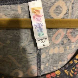 LuLaRoe Tops - LulaRoe Perfect T LuLaRoe Tops - LulaRoe Perfect T